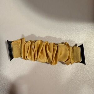 Elegant Gold Scrunchie Watch Band